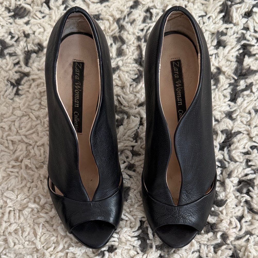 Zara Elegant Black Open Toe Heels